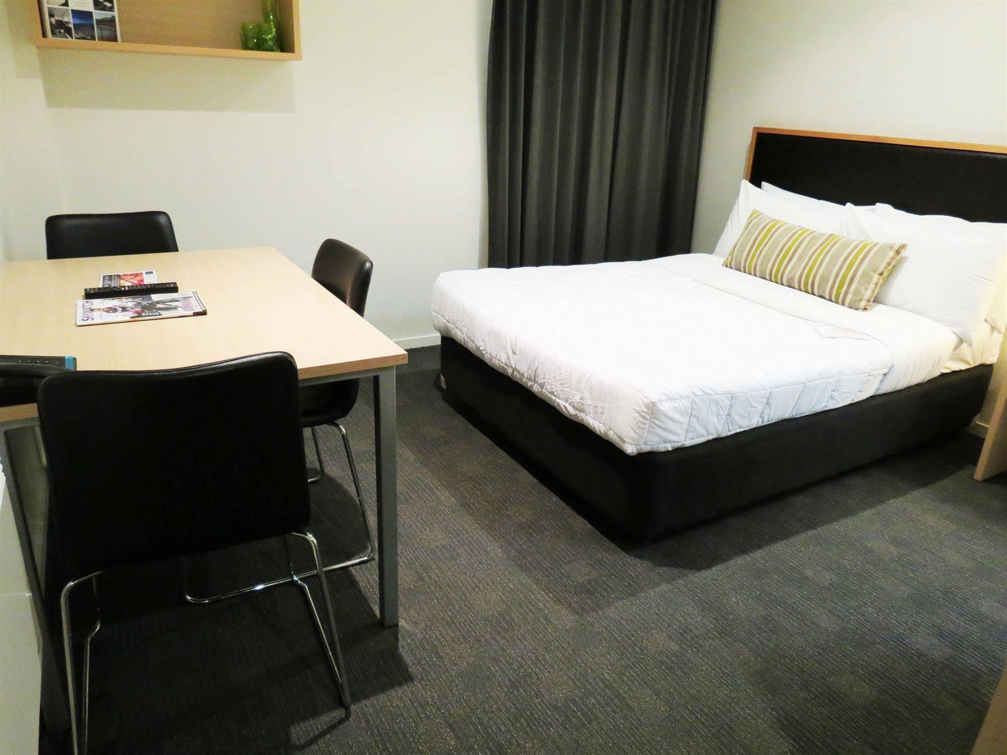 Tetra Serviced Apartments By Castle Auckland Exterior photo